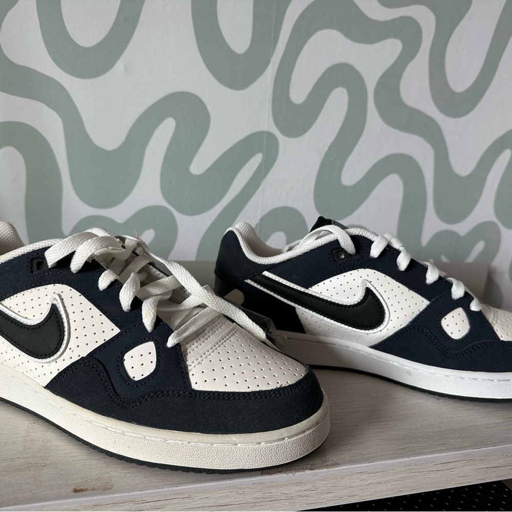 Nike White Mesh Sneakers